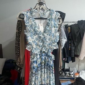 NWT Moon river floral cutout maxi (S)